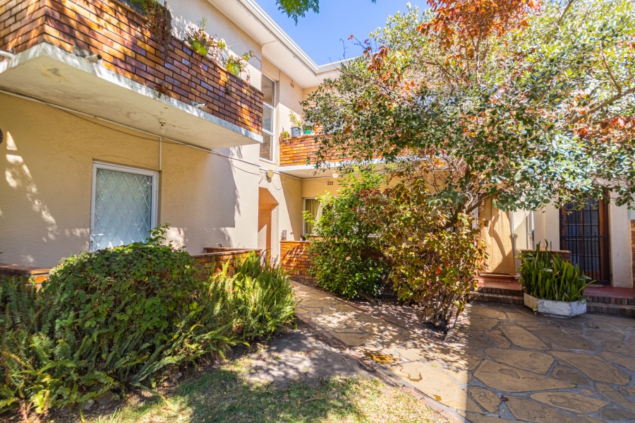 2 Bedroom Property for Sale in Kenilworth Western Cape